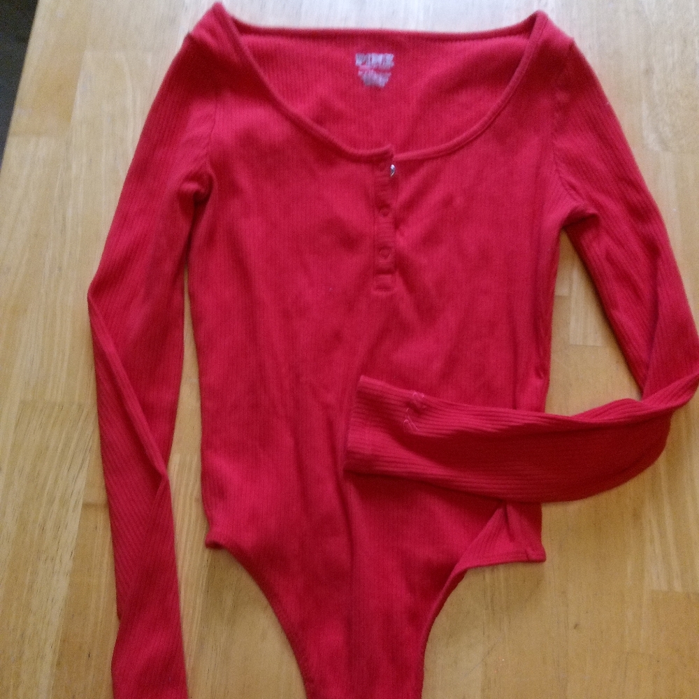 Victoria secret pink long sleeve bodysuit size XS
